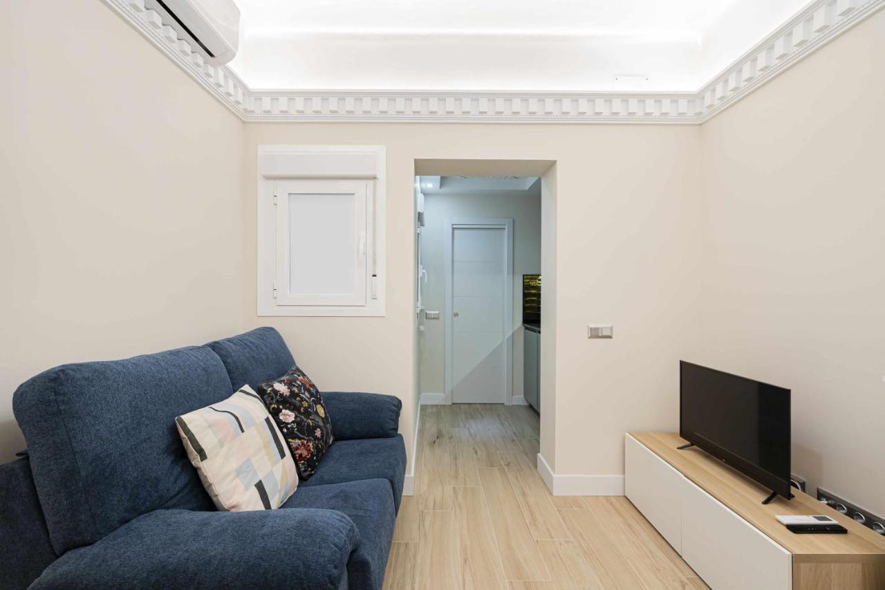 Reformado Decorado Centrico 1 Dormitorio マドリード エクステリア 写真