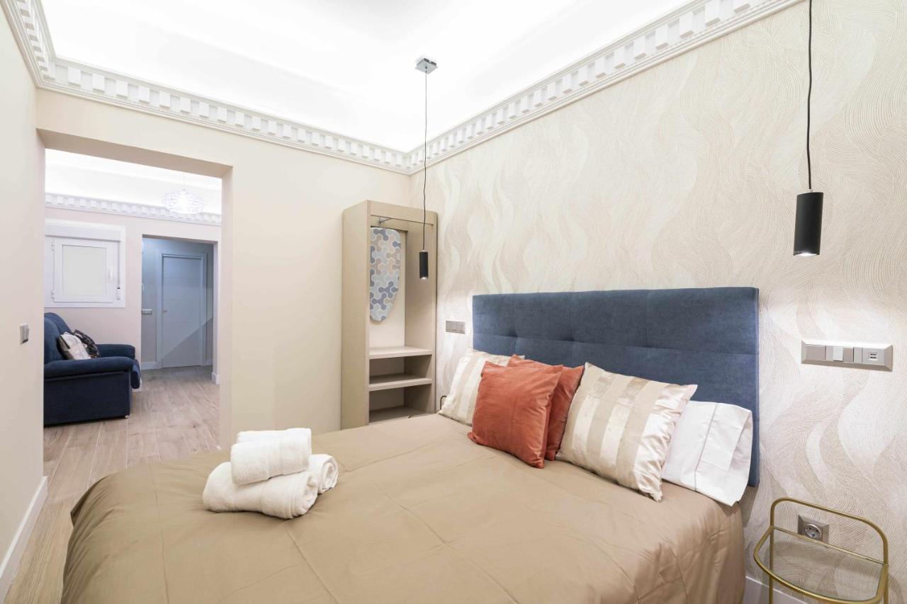 Reformado Decorado Centrico 1 Dormitorio マドリード エクステリア 写真