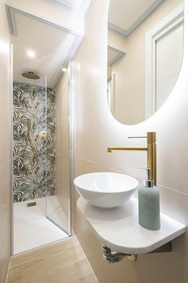 Reformado Decorado Centrico 1 Dormitorio マドリード エクステリア 写真