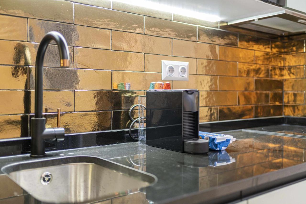 Reformado Decorado Centrico 1 Dormitorio マドリード エクステリア 写真